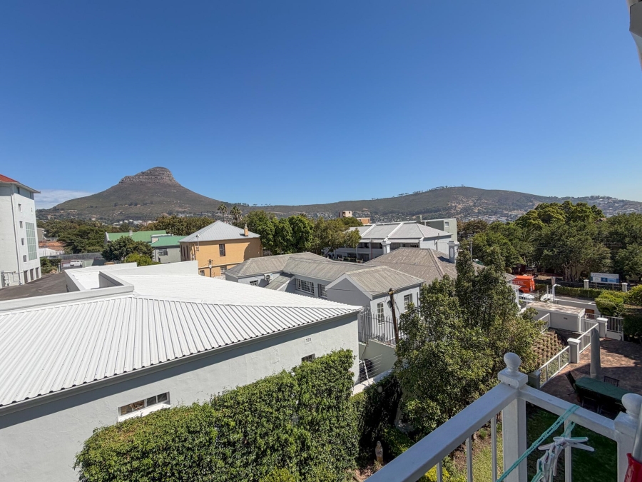 1 Bedroom Property for Sale in Oranjezicht Western Cape